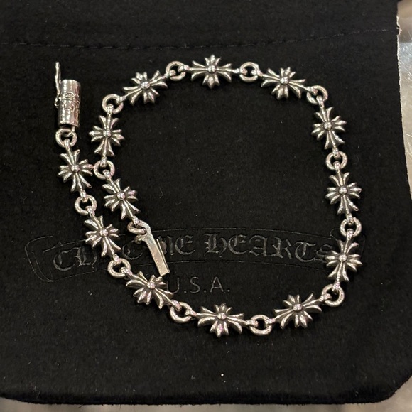 Chrome hearts tiny e bracelet with white sapphires - Picture 6 of 13